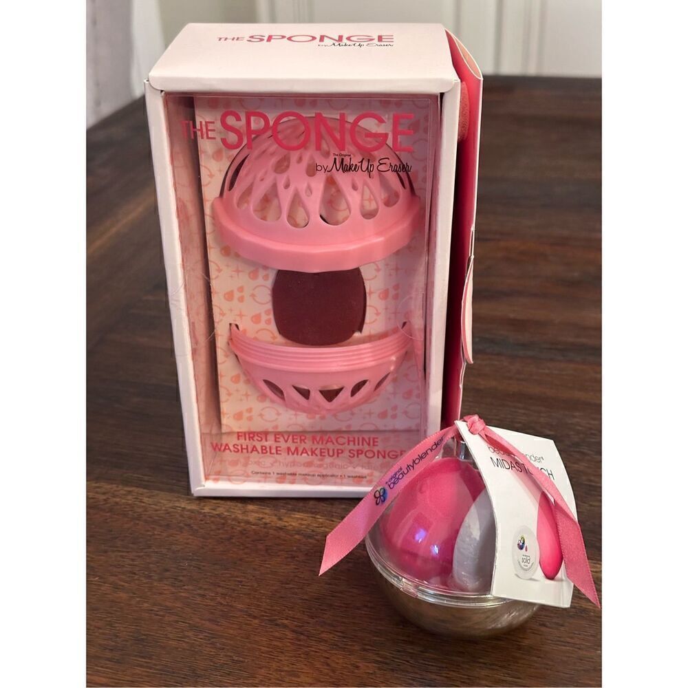Set of make up sponges